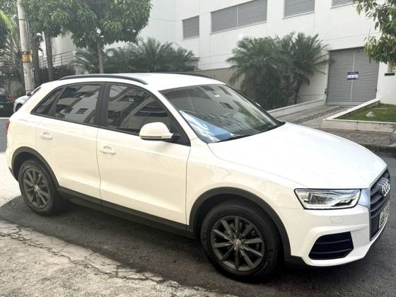 AUDI Q3 1.4 TFSI AMBIENTE FLEX 4P S TRONIC AUDI Q3 1.4 TFSI AMBIENTE FLEX 4P S TRONIC